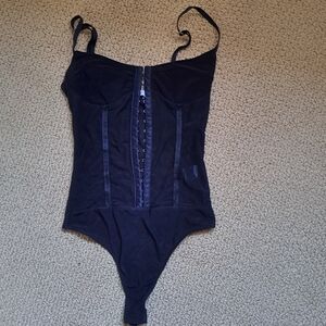 bodysuit/shapewear, small women